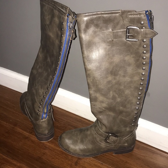 Brown Knee High Boots with Blue Zipper Detail - Picture 2 of 2